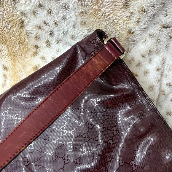 Gucci Coated GG canvas Burgundy Messenger Bag - Picture 13 of 15